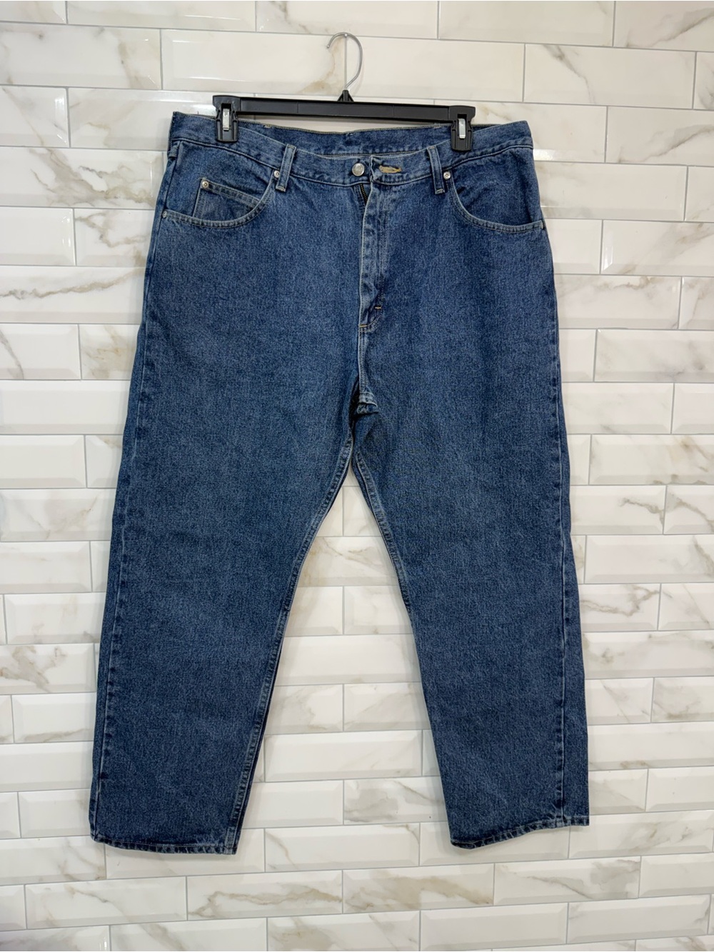 Wrangler Men's Dark Blue Relaxed Fit Jeans